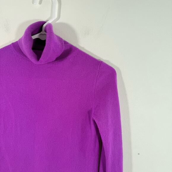 J. Crew Everyday 100% Cashmere Berry Purple Turtleneck Sweater XXS J6600 - Picture 4 of 10